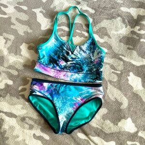 Girls swimsuit